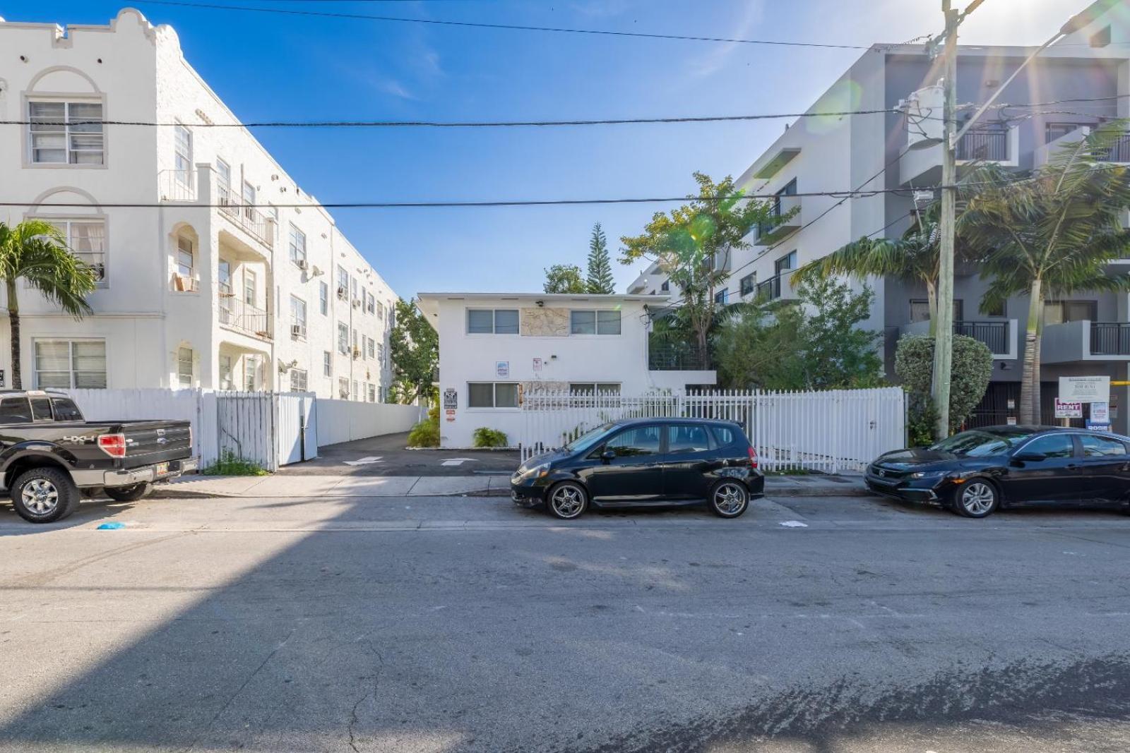 Stunning Escape Near Pet Friendly * Miami
